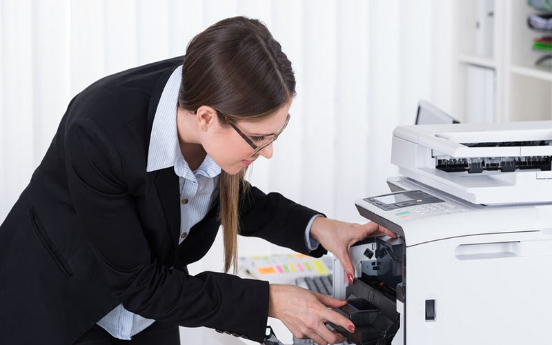 Vì sao máy photocopy bị vệt đen